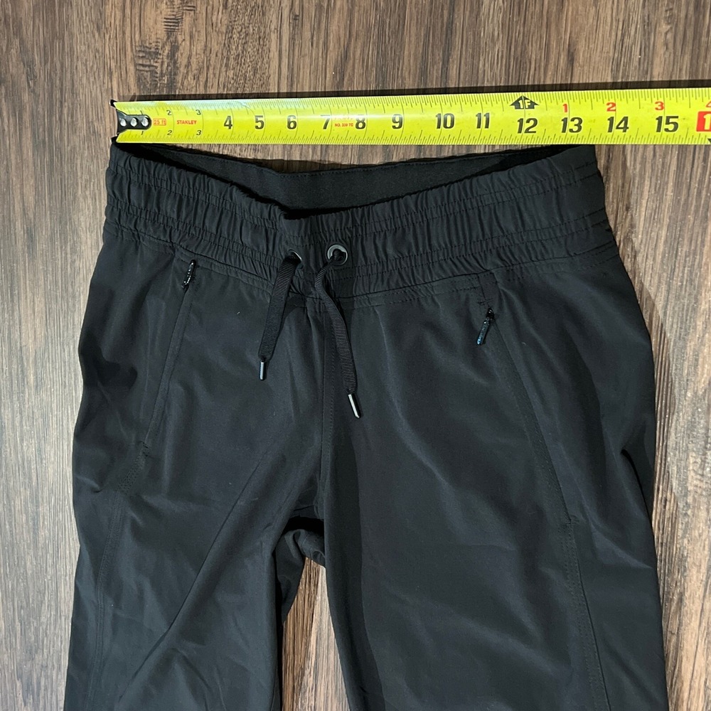 Athleta Pull On Casual Taper Leg Pants Women's Size 2 Color Black - Picture 11 of 11